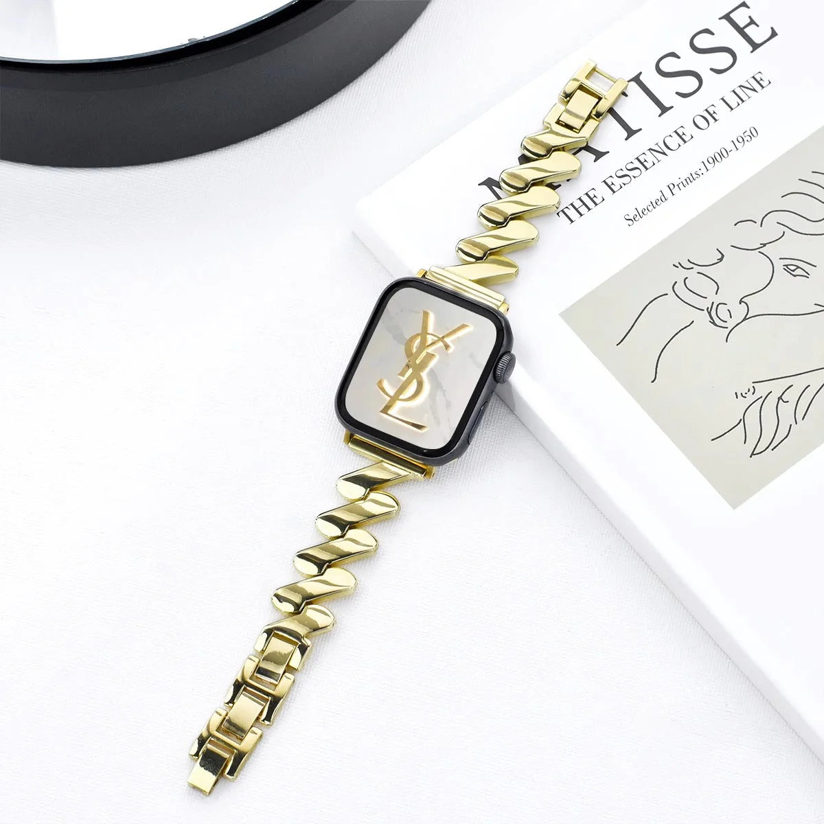 Mobius Metal Apple Watch Band - Gold