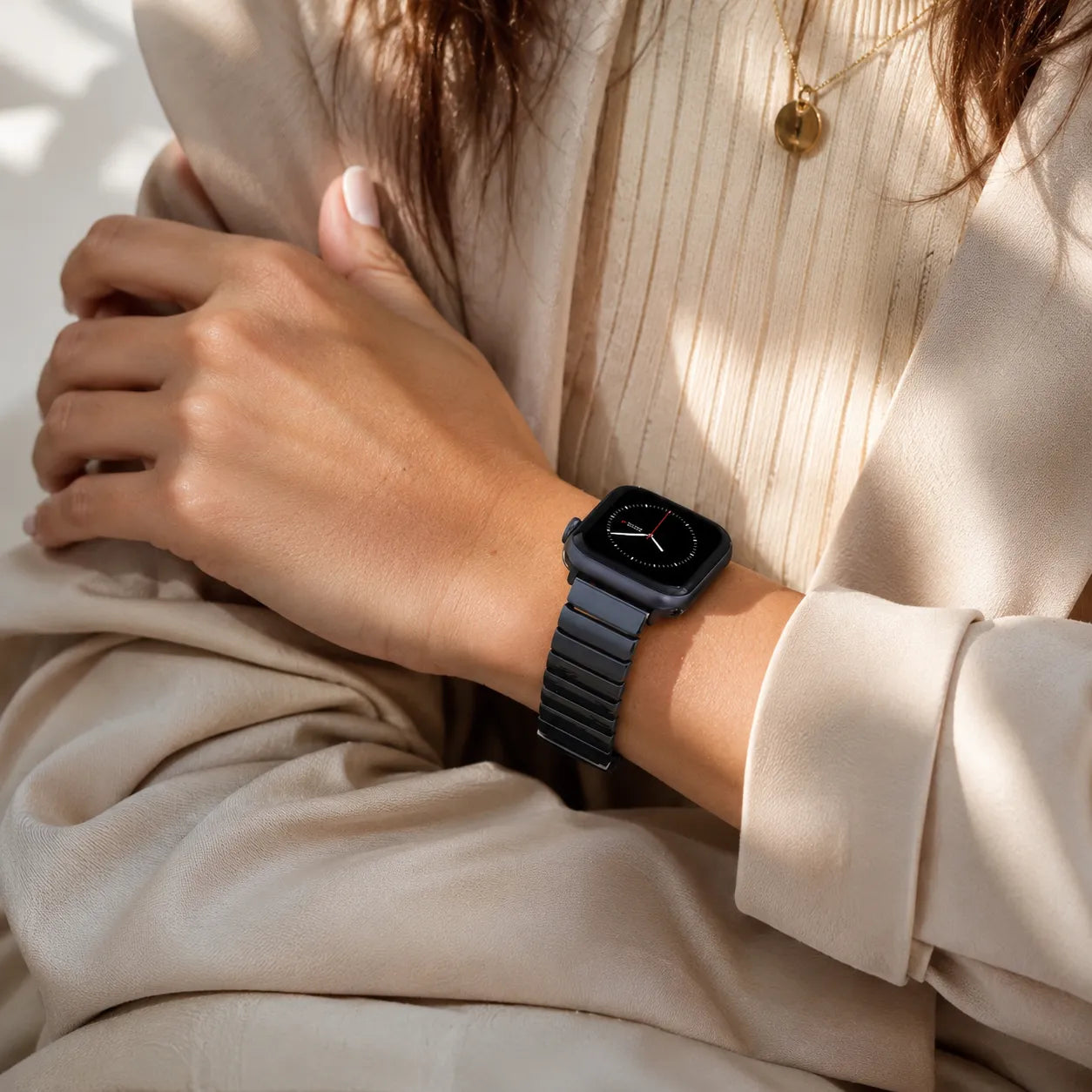 Apple Watch Ceramic Band Sleek Modern Link Design black view