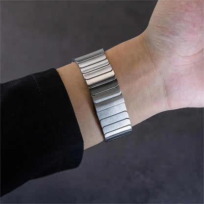 Slinky Stainless Steel Link Apple Watch Band - Silver