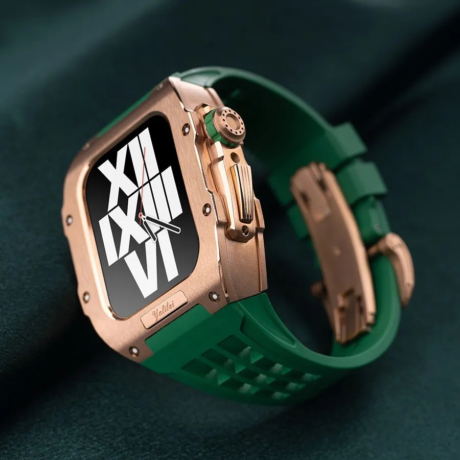 グリーンのFKMバンドを合わせたゴールドのOrionI チタン Apple Watchモッドキット