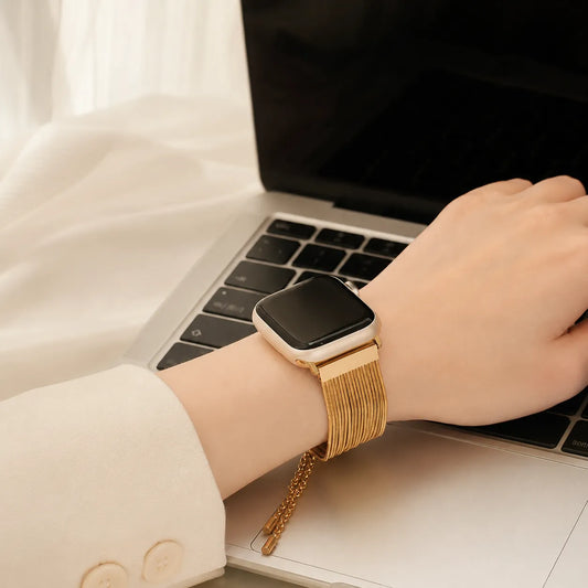 Tassel Chain Stainless Steel Apple Watch Band gold preview