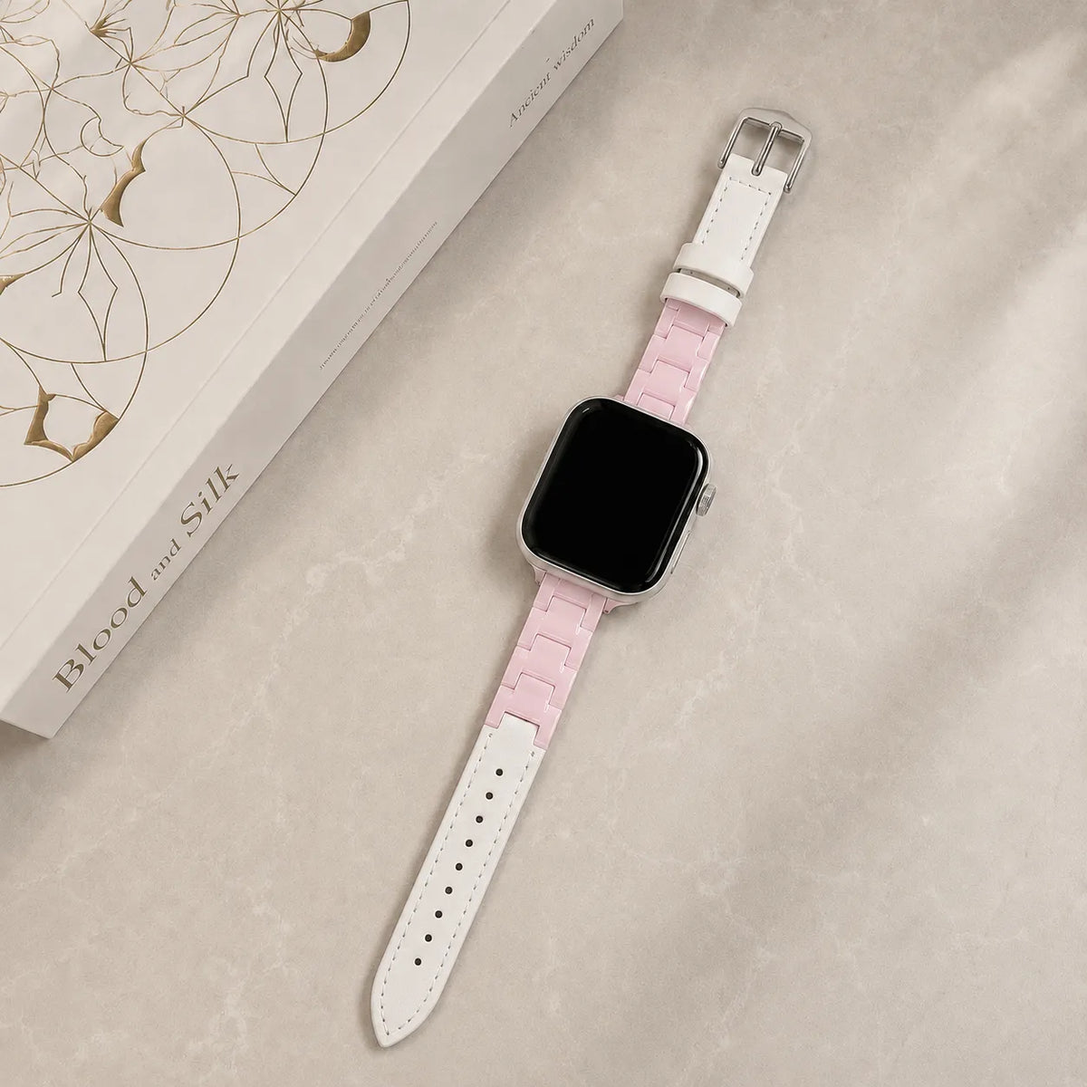 ピンクレザーとホワイトセラミックのツートーンApple Watchバンド